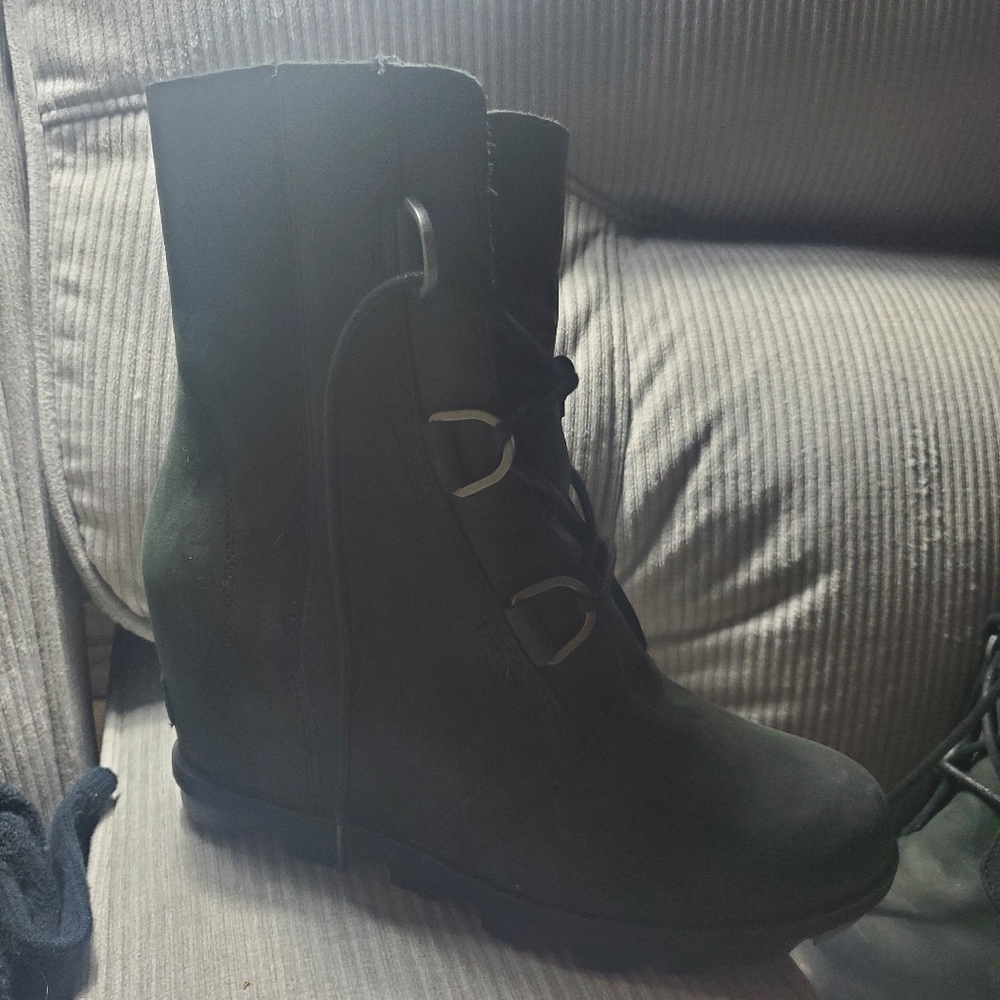 Sorel Joan of Arc II Wedge Boots